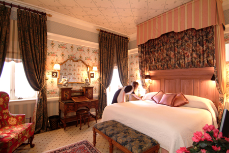 Bedroom of the Inn at Little Washington in Washington, VA : Travel USA : Michael Ventura Photography, Washington DC, Portraits, Stock, Caribbean, Headshots, head, shots , Photographer, Photography