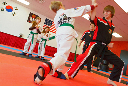 Tae Kwon Do class at Black Belt Academy, Haymarket, VA : Life's Moments : Michael Ventura Photography, Washington DC, Portraits, Stock, Caribbean, Headshots, head, shots , Photographer, Photography