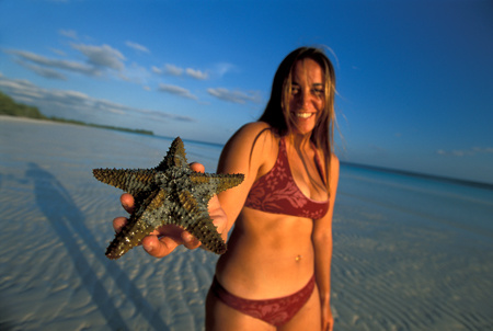 Girl with a Star Fish on Grand Bahama Island : Travel Caribbean : Michael Ventura Photography, Washington DC, Portraits, Stock, Caribbean, Headshots, head, shots , Photographer, Photography